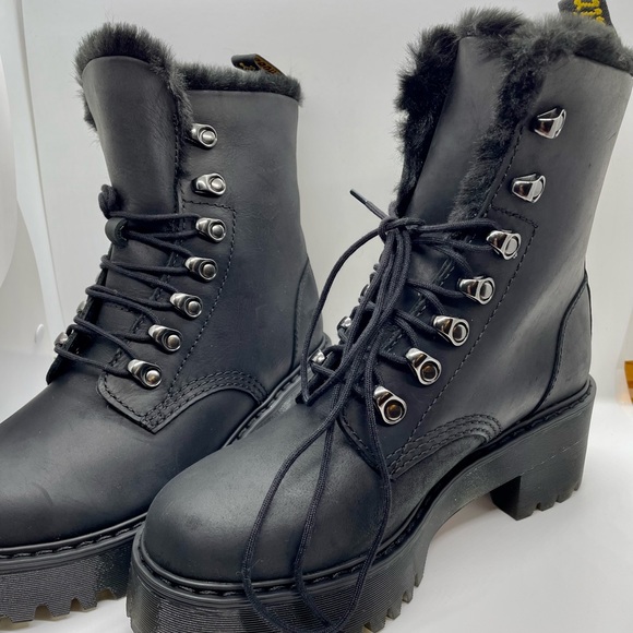 COPY - Dr Martens LEONA FAUX FUR PLATFORM LEATHER BOOTS - Picture 6 of 16